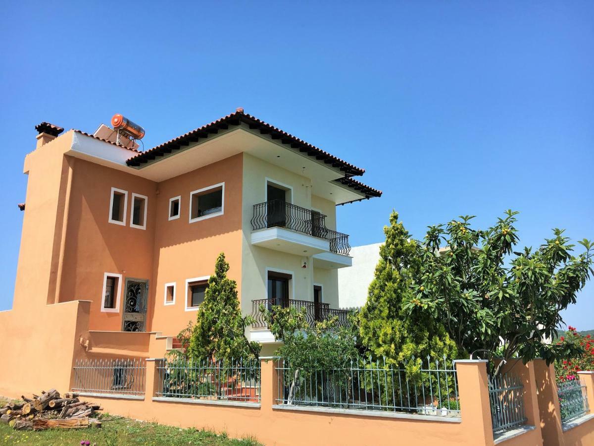 Apartment Vana Метаморфоси Екстериор снимка